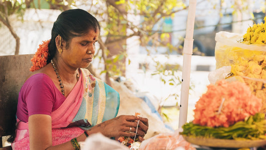 Nose Piercing in Indian Culture: Tradition, Ayurveda and Meaning