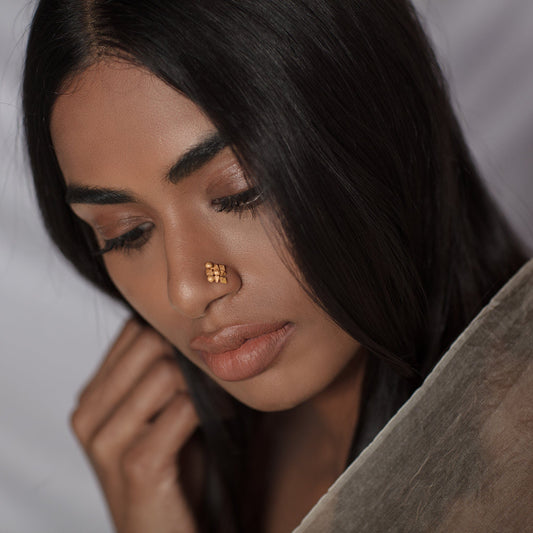 Vadiviyal 07 - Mookuthi - nose ornaments